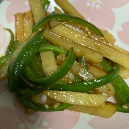 今日は倍量で作りました！
甘辛くてご飯がすすみます(^ ^)